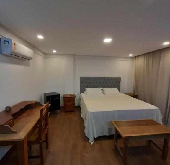 Suite Vista Jardí, Pousada Pénareia