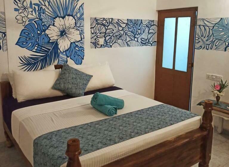 Номер Стандарт Трехместный, Singhe House