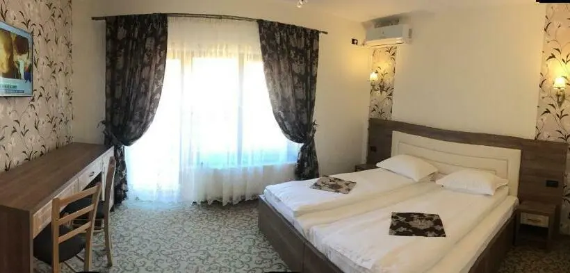 اتاق استاندارد با تخت بزرگ, Pensiunea Royal Spa