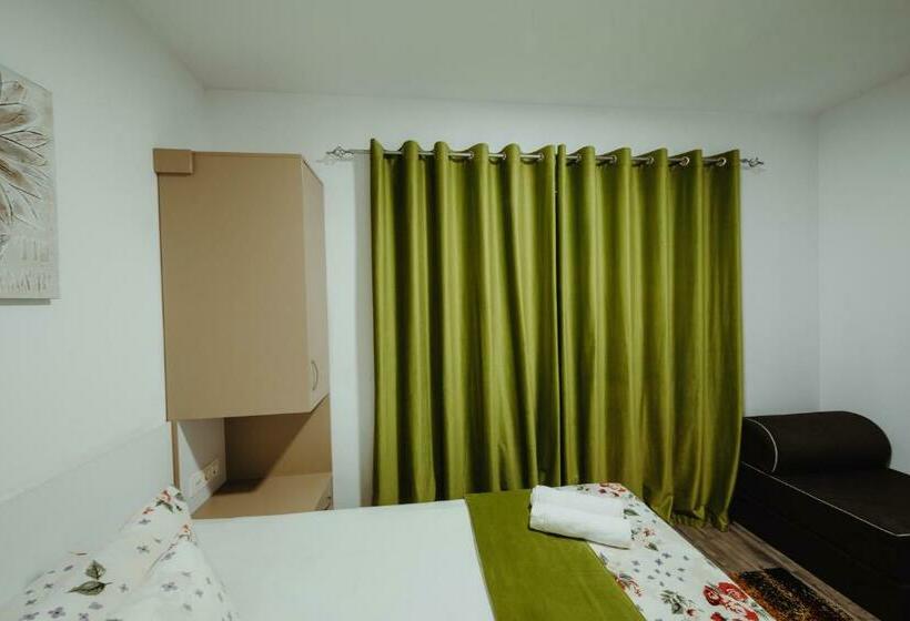 اتاق استاندارد, Pensiunea Smiley