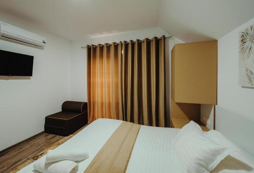 اتاق استاندارد, Pensiunea Smiley