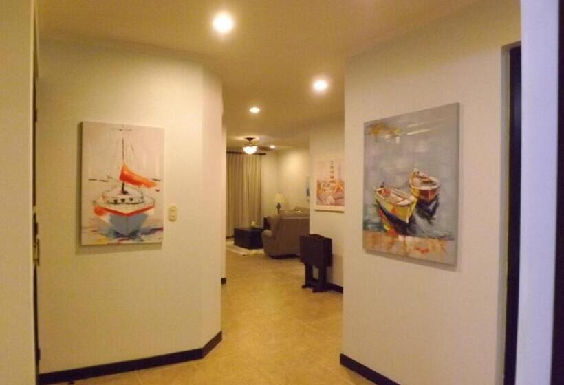 آپارتمان 1 خوابه با چشمانداز دریا, The Palms Jaco