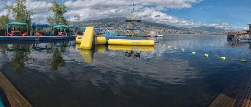 Семейный Номер, Hosteria Cabanas Del Lago