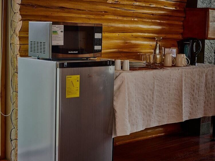 Suite with lake view, Hosteria Cabanas Del Lago