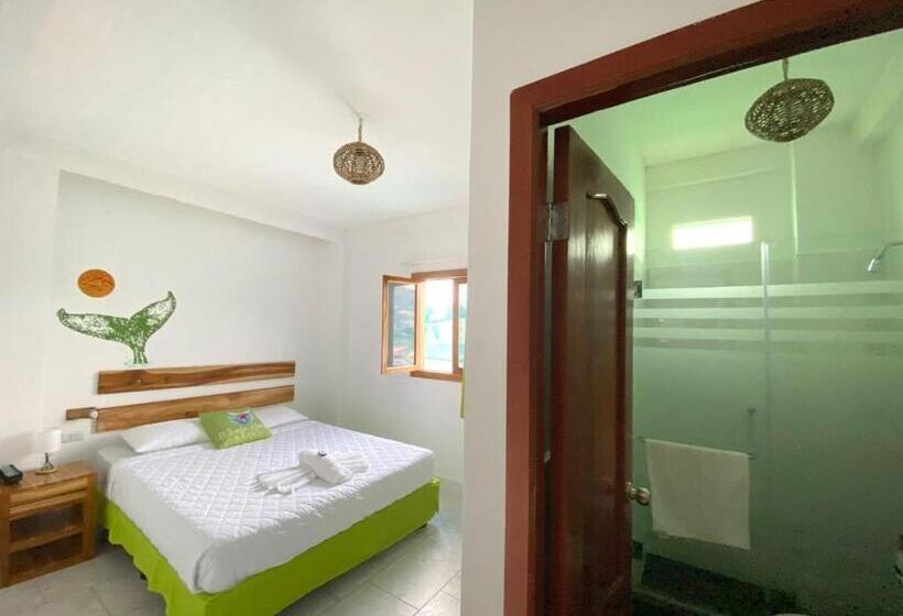 Superior Rum, Whale House