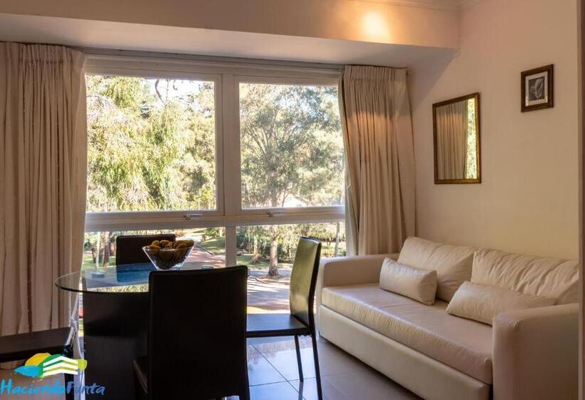 Студия Стандарт, Green Park Propietarios