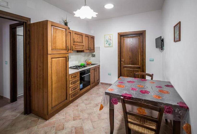 Апартаменты 1 Спальня, Agriturismo La Rosa Montefalco