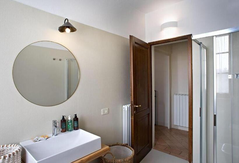 اتاق استاندارد, Palazzo Massaini   Cavarciano