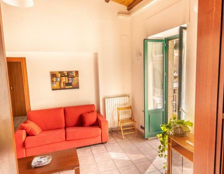 اتاق استاندارد, Akrai