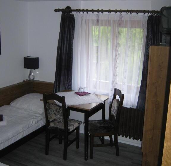 스탠다드 트리플 룸, Penzion Gerta