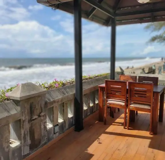 キャビン, Maliekal Heritance Cherai Beach Cochin