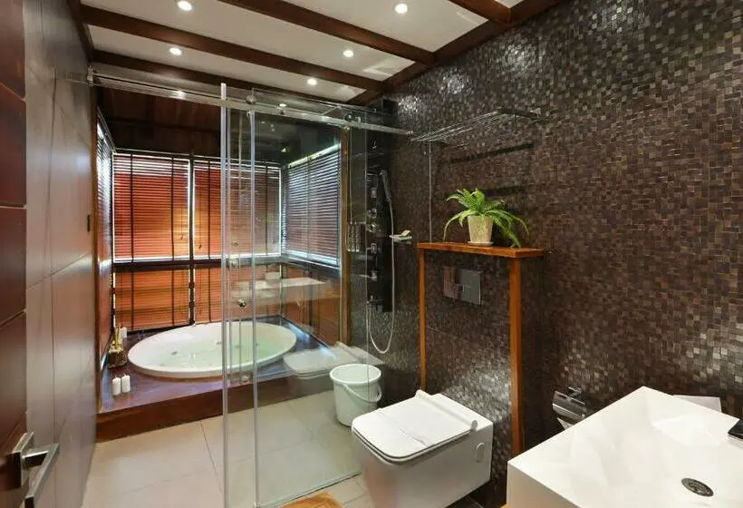 キャビン, Maliekal Heritance Cherai Beach Cochin