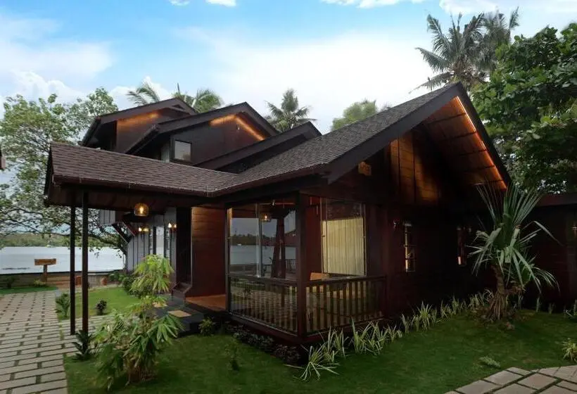 バスタブ付きスタンダードルーム, Maliekal Heritance Cherai Beach Cochin
