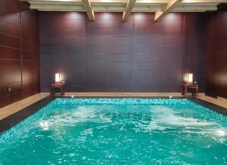 Suite with Pool, Maliekal Heritance Cherai Beach Cochin
