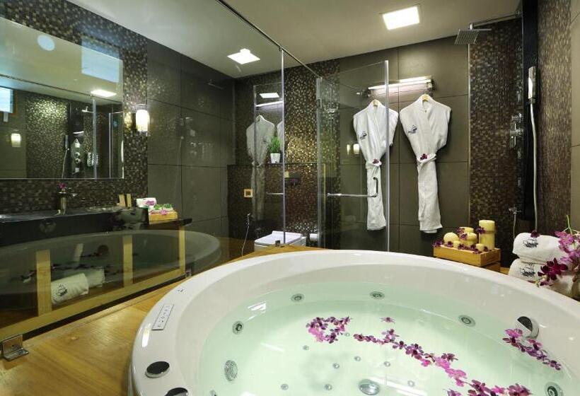 듀플렉스 스위트, Maliekal Heritance Cherai Beach Cochin