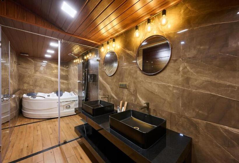 수피리어 룸, Maliekal Heritance Cherai Beach Cochin