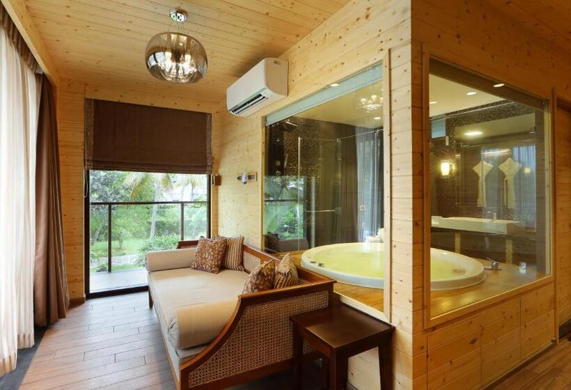 자쿠지 스위트, Maliekal Heritance Cherai Beach Cochin