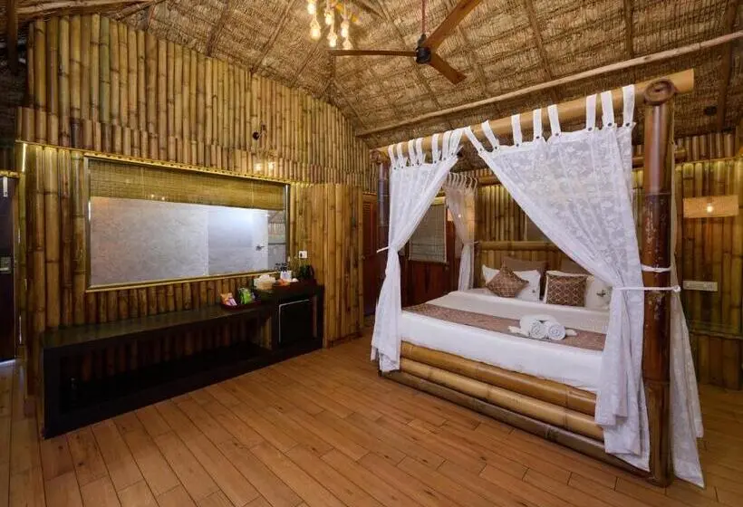 バルコニー付きデラックスルーム, Maliekal Heritance Cherai Beach Cochin