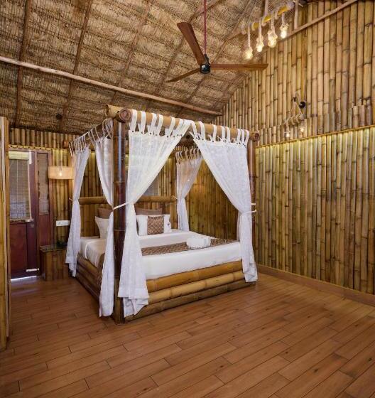 발코니 디럭스 룸, Maliekal Heritance Cherai Beach Cochin