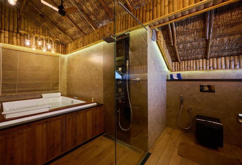 발코니 디럭스 룸, Maliekal Heritance Cherai Beach Cochin