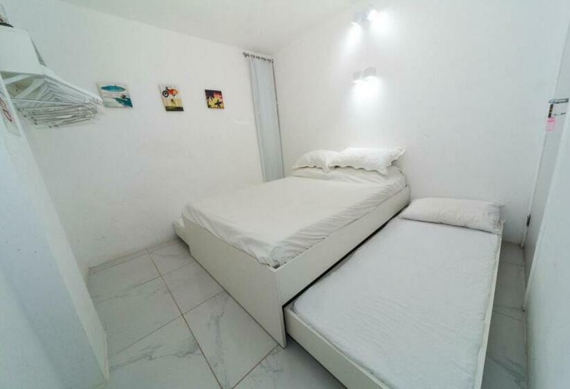 标准间, Galinha D'angola