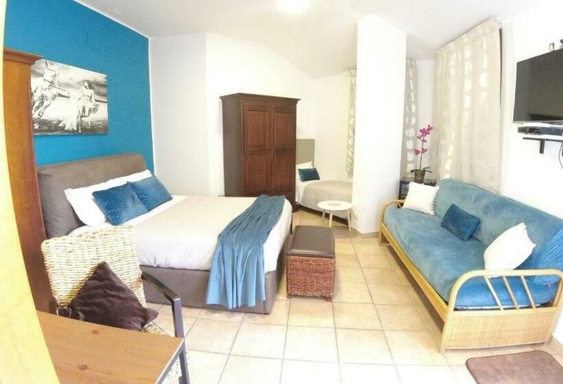 スタンダード4人部屋, La Dolce Vita