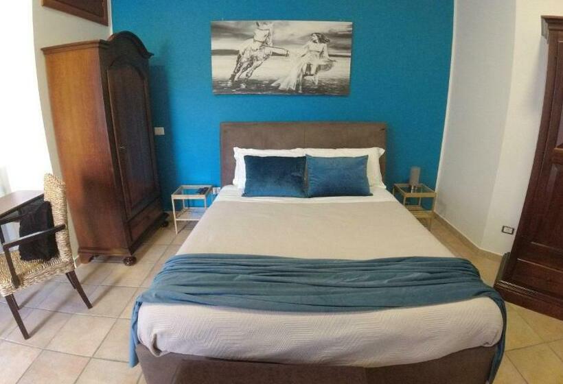 スタンダード4人部屋, La Dolce Vita