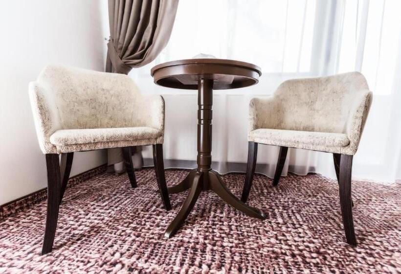 バルコニー付きスタンダードトリプルルーム, Grand Hotel Belvedere