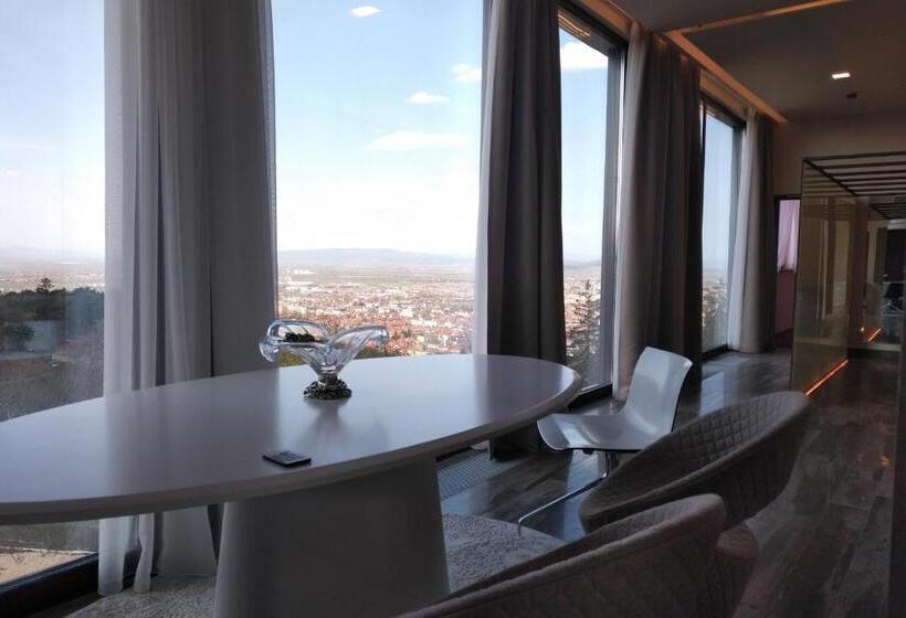 ペントハウスルーム, Grand Hotel Belvedere