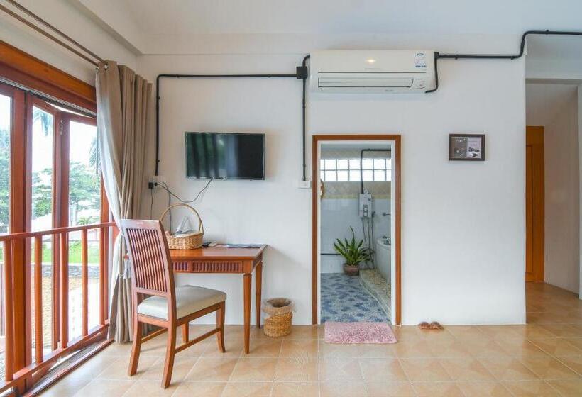 Номер Deluxe Вид на Море, Bangsaphan Resort