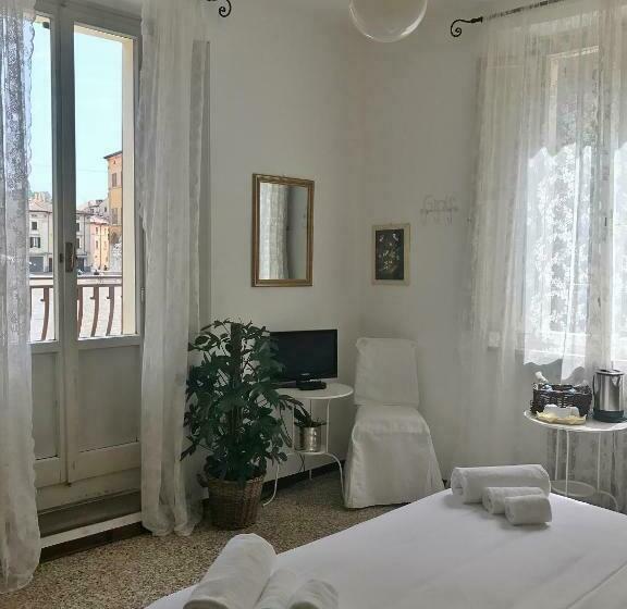 バルコニー付きデラックスルーム, Cappello