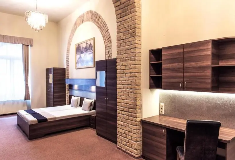 Habitación Cuádruple Estándar, Sous44