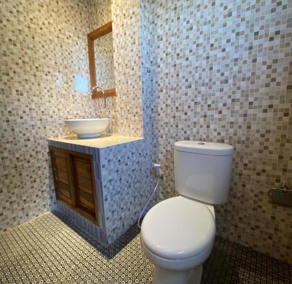 חדר משפחתי, Diver S Cafe Amed