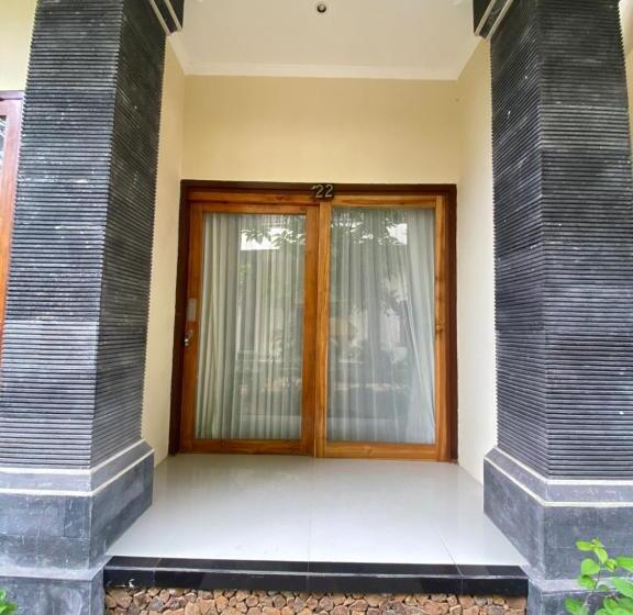 חדר אקונומי, Diver S Cafe Amed