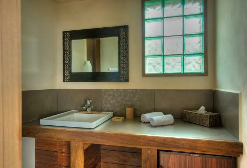 Standard-huone Merinäkymä Parveke, Chambres D'hôtes Littariccia