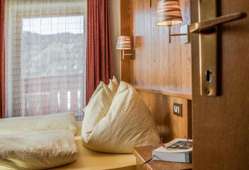 스탠다드 발코니 룸, Garni Baita