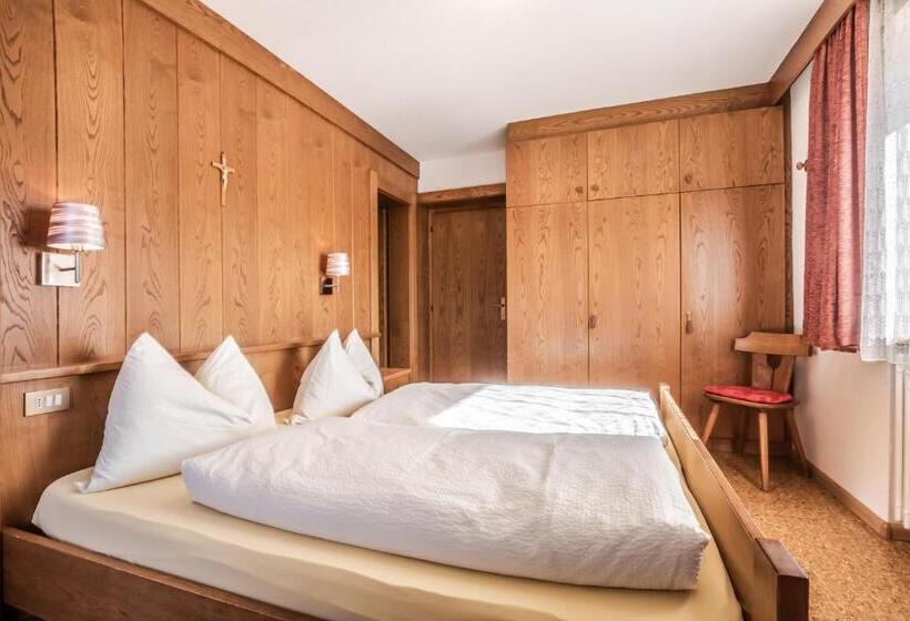 스탠다드 발코니 룸, Garni Baita