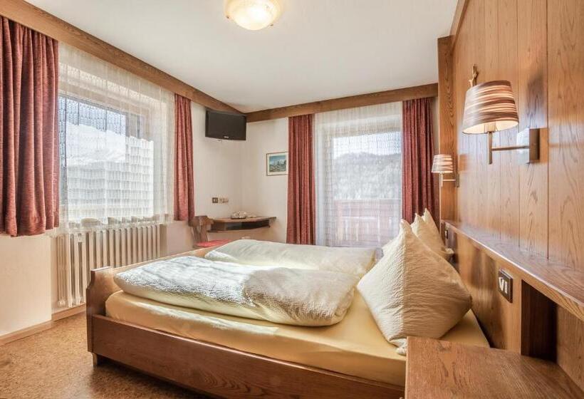 스탠다드 발코니 룸, Garni Baita