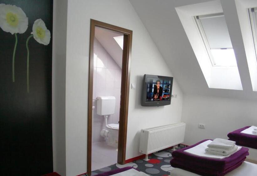 חדר סטנדרט לשלושה, Pansion Komfor Fitea