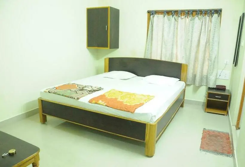 デラックスルーム, Agarala Residency