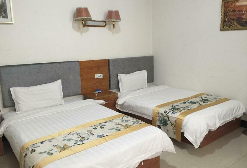 Номер Стандарт, Huashan International Youth Hostel