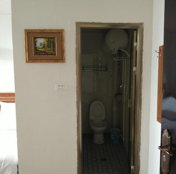 Номер Стандарт, Huashan International Youth Hostel