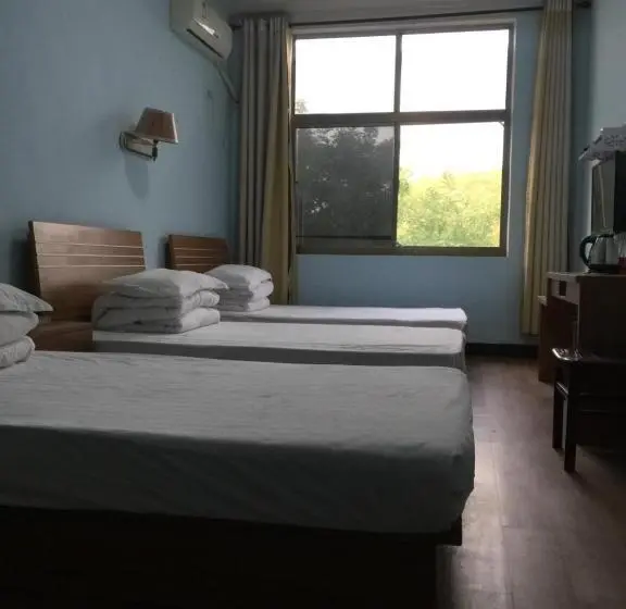 スタンダードトリプルルーム, Huashan International Youth Hostel