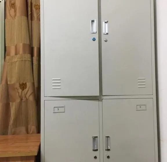 ルームシェアのワンベッド, Huashan International Youth Hostel