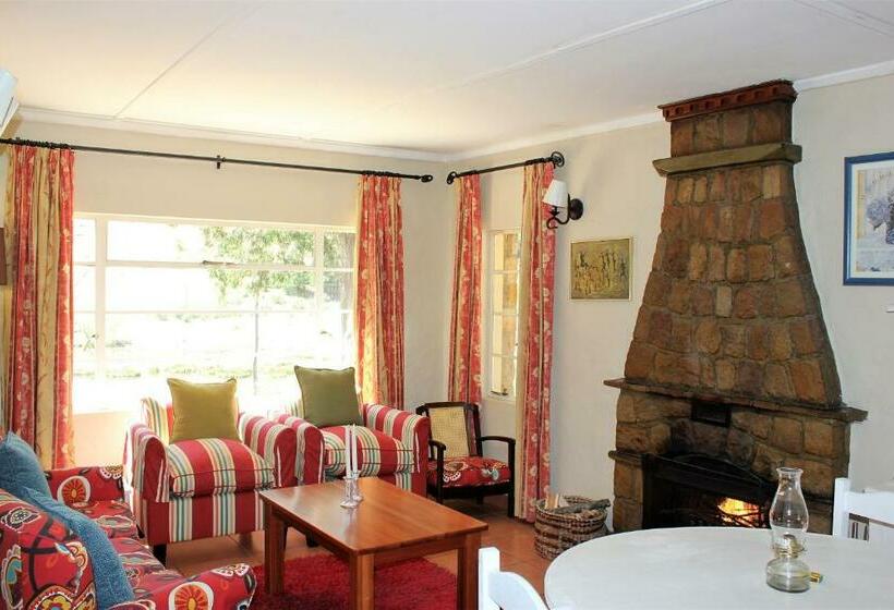 Дом 1 Спальня, Lake Naverone Holiday Cottages