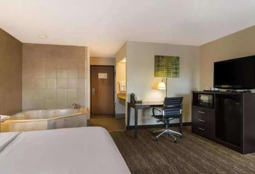 キングサイズベッドのスタンダードルーム, Park Inn By Radisson