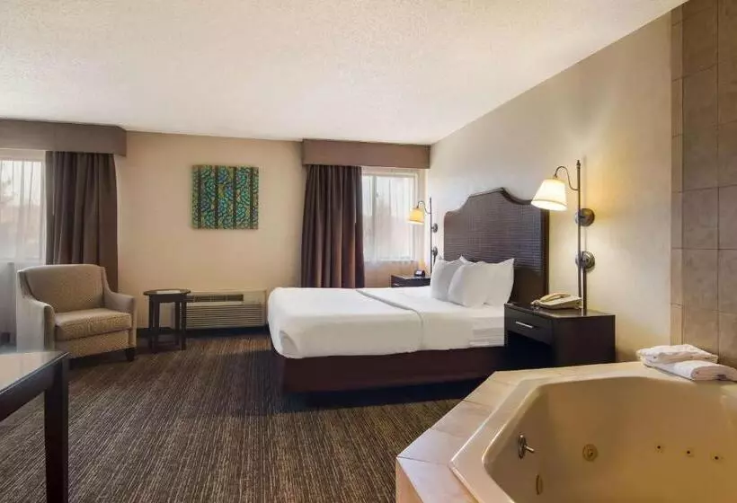 キングサイズベッドのエクゼクティブルーム, Park Inn By Radisson