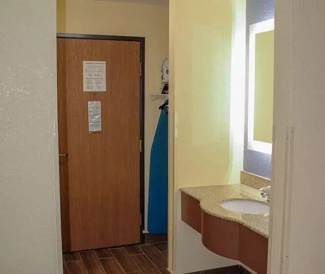 Standard-huone 2 Parivuodetta, Days Inn By Wyndham Batavia Ohio