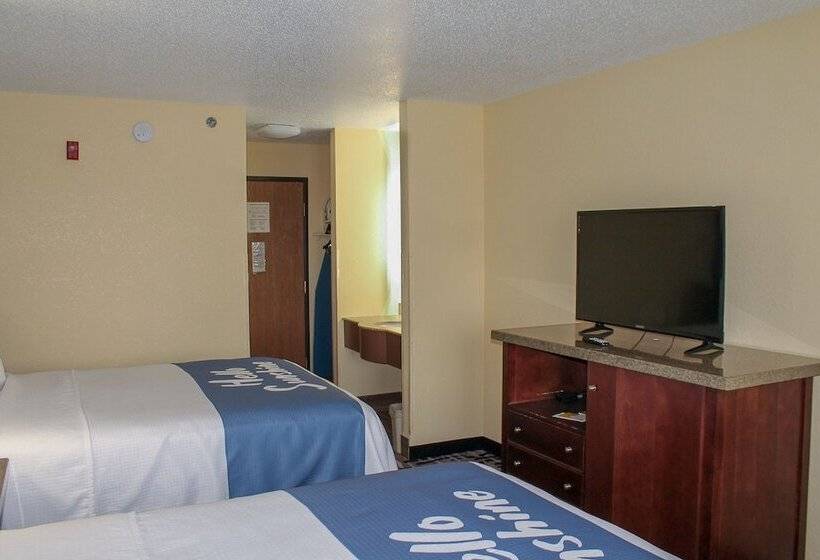 스탠다드 룸 더블 침대 2개, Days Inn By Wyndham Batavia Ohio