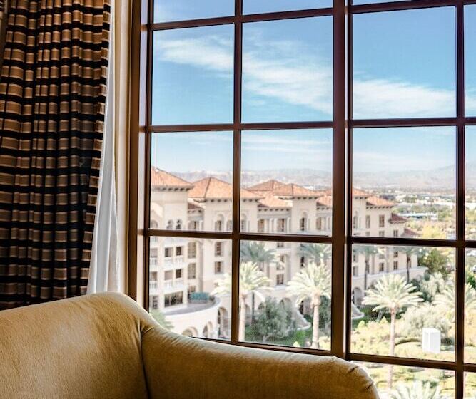 جناح, Green Valley Ranch Resort Spa Casino